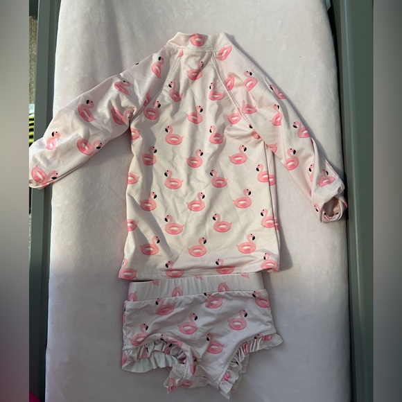 Monica + Andy pink flamingo rash guard and bottoms - Picture 1 of 3
